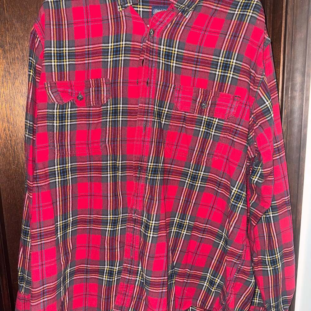 Faded Glory Men's Red Plaid Flannel Button Down Shirt Size L (42-44)